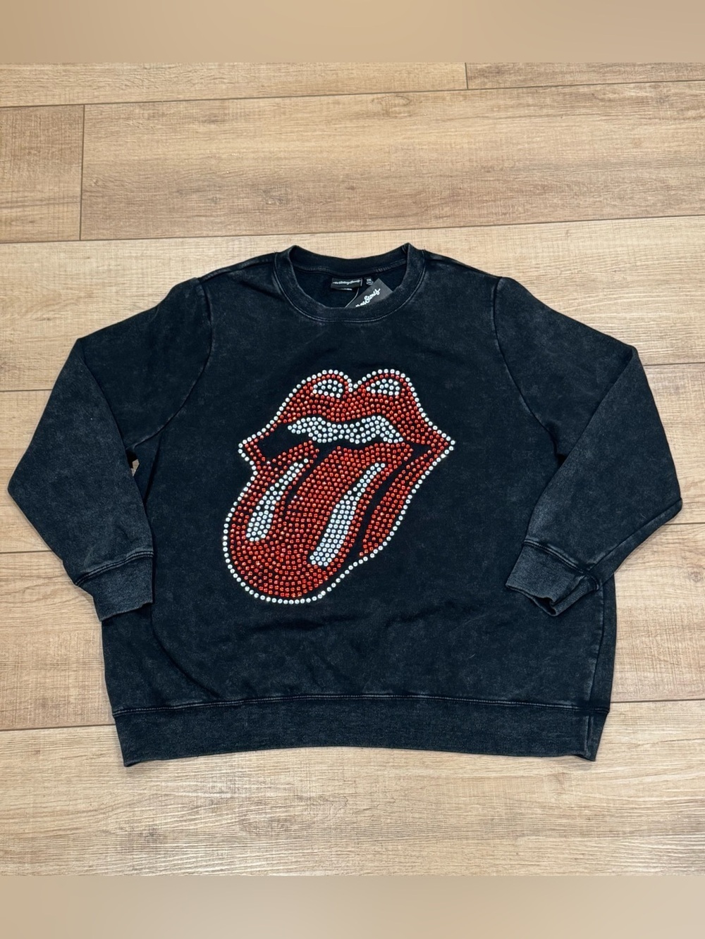 NWT The Rolling Stones Rhinestone Tongue Logo Acid Wash Sweatshirt 2X